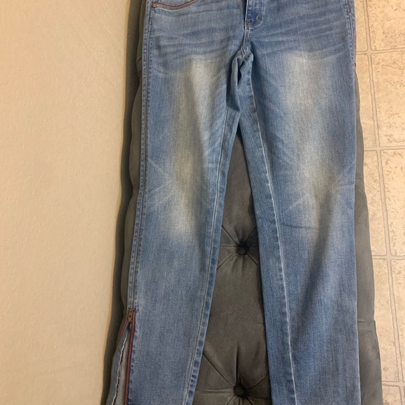 White House Black Market Jeans Whbm Skimmer Jeans With Piping